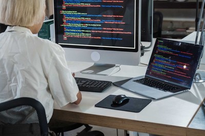 如何停止Windows 10系统更新和相关服务